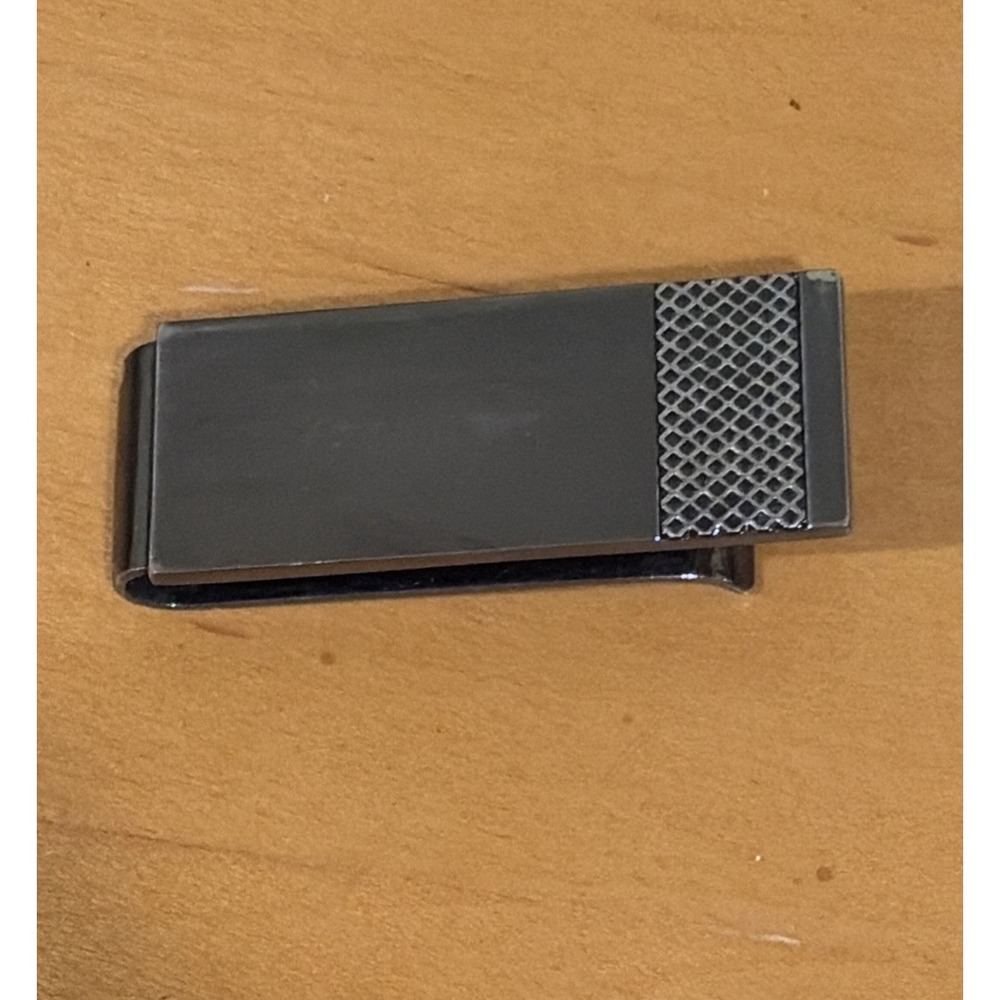 Kenneth Cole Reaction Textured Dark Silver Pewter Tone Metal Money Clip